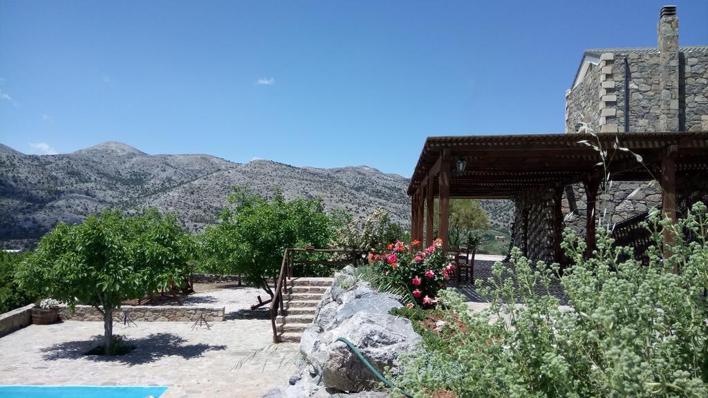 Arodamos Guesthouse Krousonas  Exteriör bild